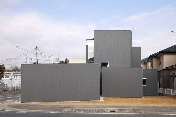 Folded W 駒田建築設計事務所